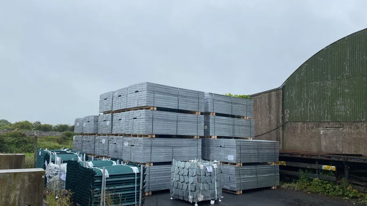 Scaffolding sales - Image 1