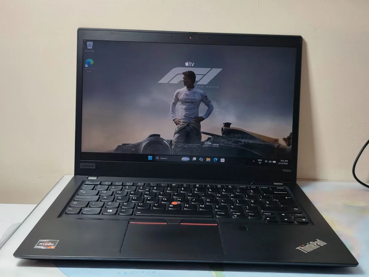 Lenovo ThinkPad T495s AMD Ryzen 7 pro | 16GB RAM | - Image 1