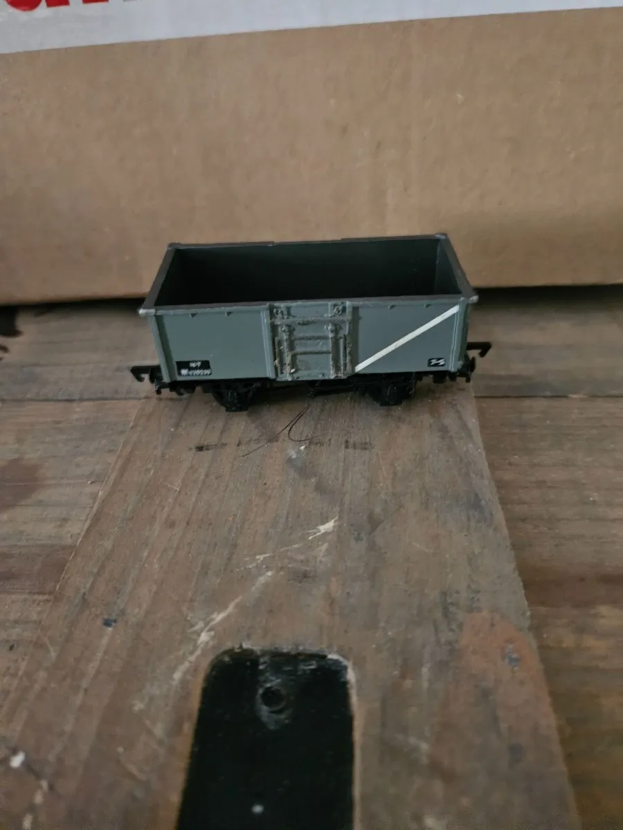 Hornby Lima Triang OO Gauge Wagon - Image 2