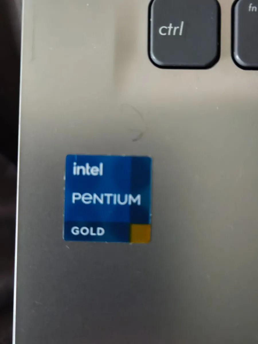 Laptop - Image 2
