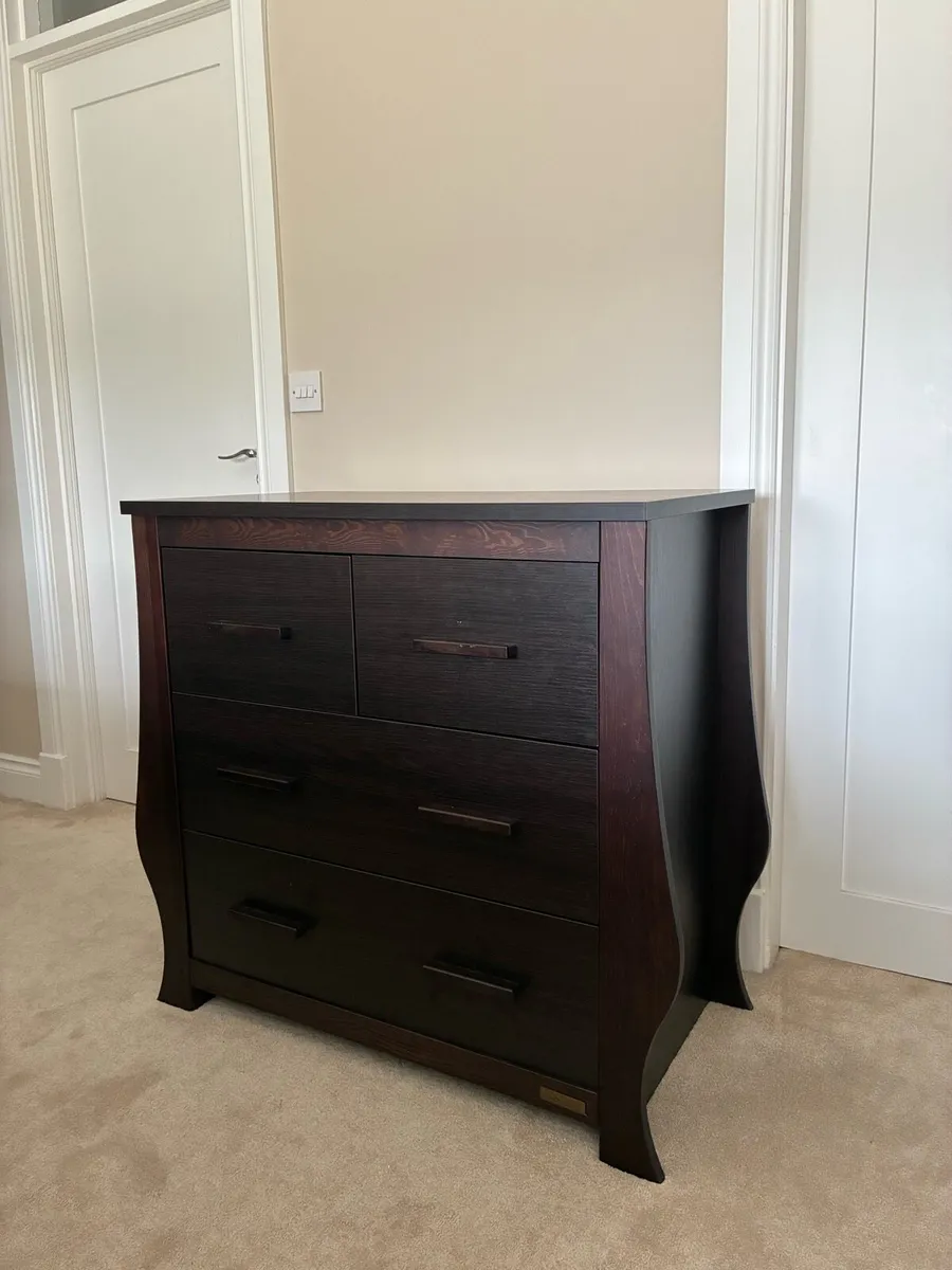Chest of drawers - Image 1