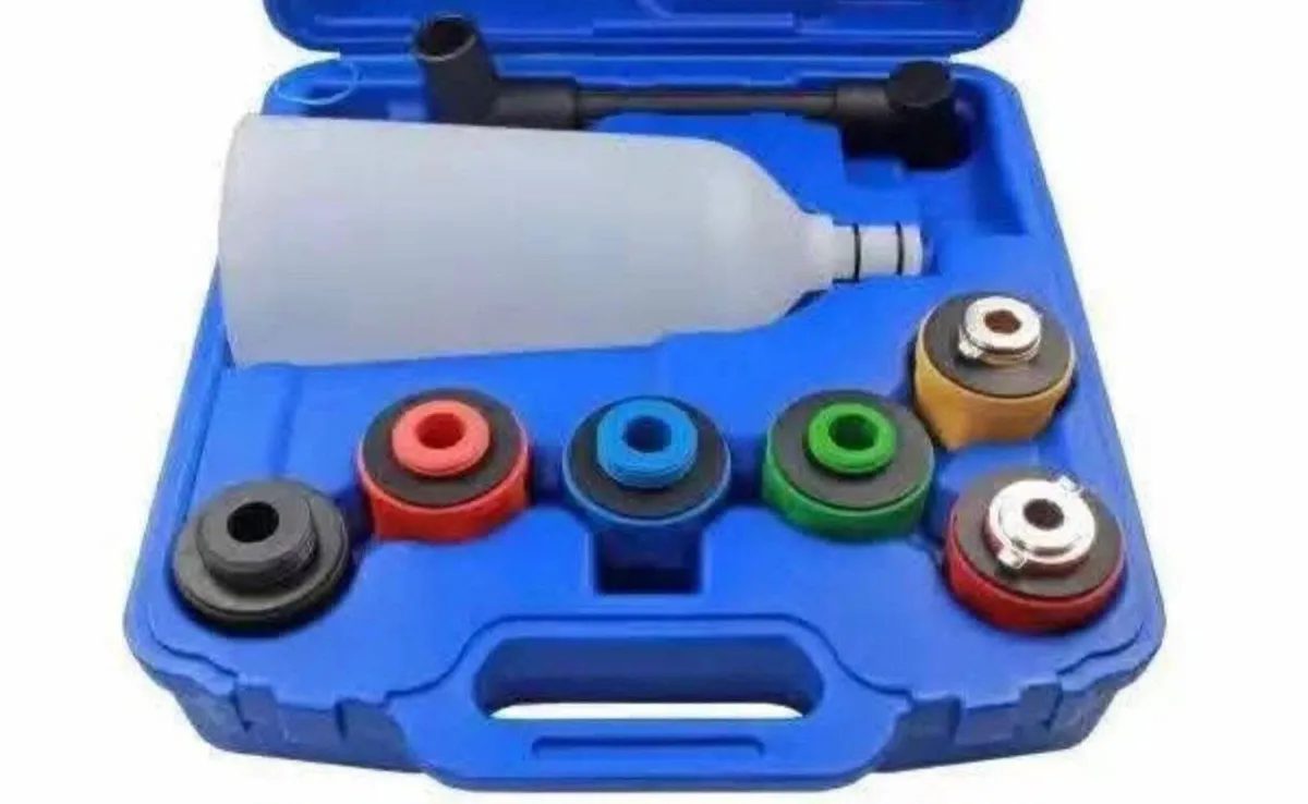 🔧 8PC Engine Oil Filler Set – €75 🔧 - Image 1