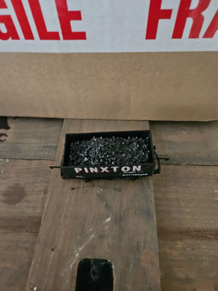 Hornby Lima Triang OO Gauge Wagon - Image 1