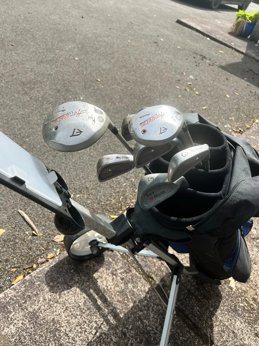 Golf clubs with bag - Image 3