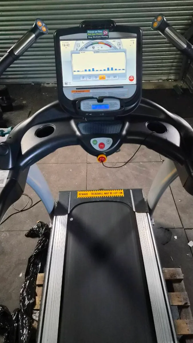 FULLY COMMERCIAL GYM TREADMILLS 10 AVAILABLE - Image 2