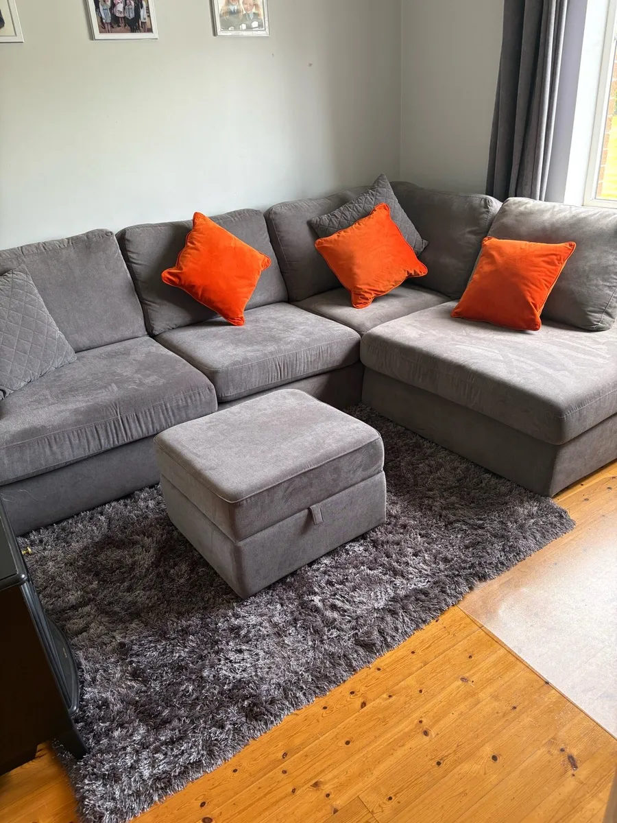 Corner sofa as new - Image 1