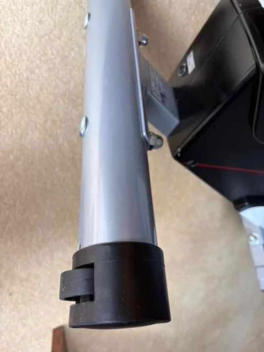 BH Fitness Aquo Dual rowing machine - Image 4