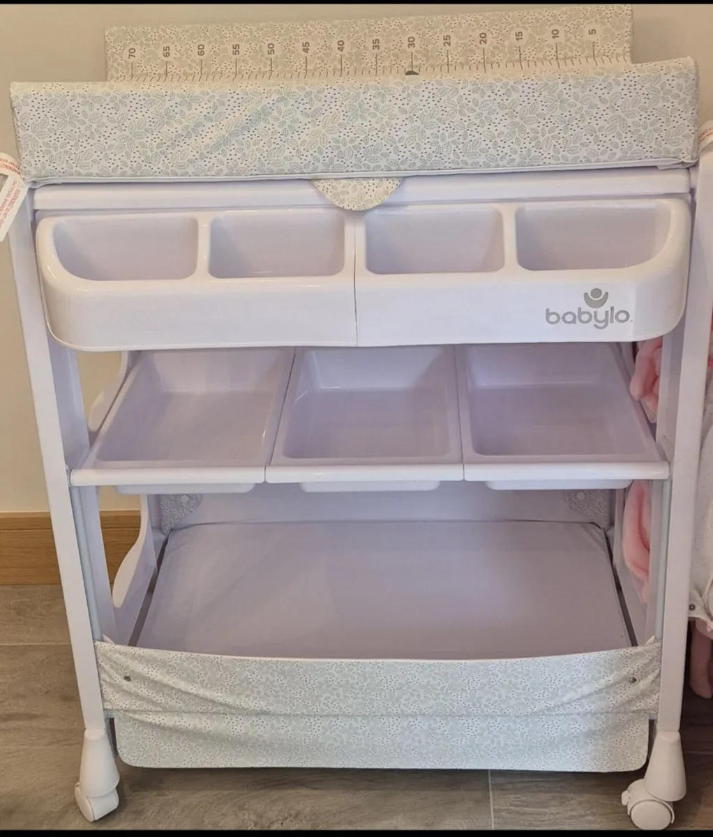 Baby changing table &Bath