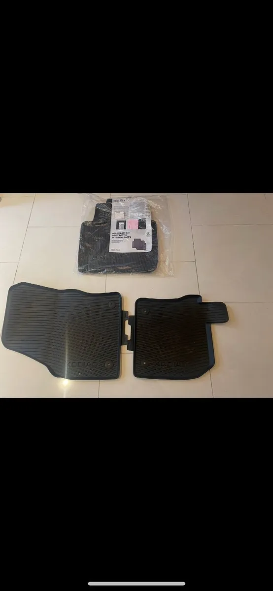 Weatherproof mats - Image 1