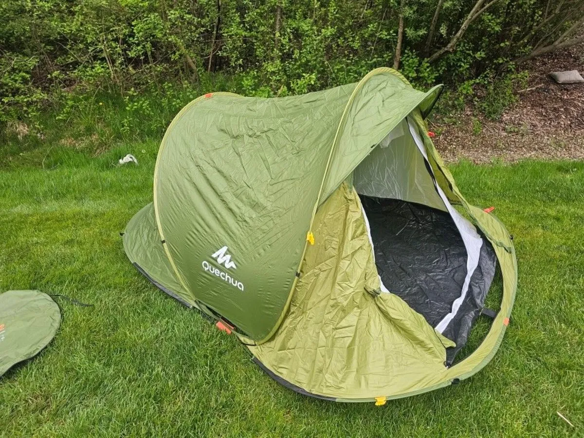 QUECHUA 2 Person "2 second" popup Tent - Image 1
