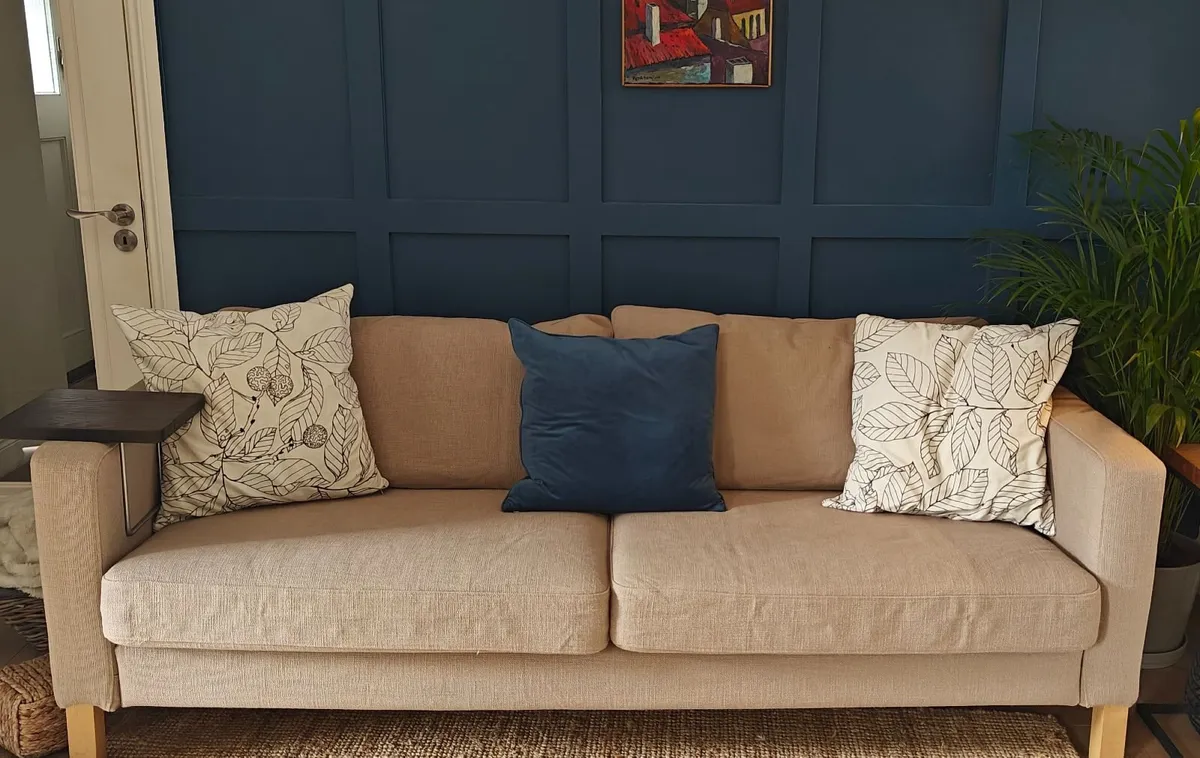 3 seater couch with machine washable covers - Image 2