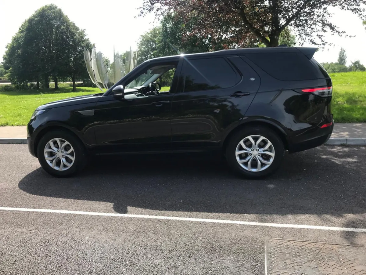Land Rover Discovery MY19 3.0 SDV6 SE COM COMMERCI - Image 3