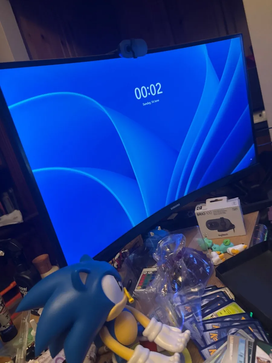 Samsung curved monitor 32/34 inch - Image 2