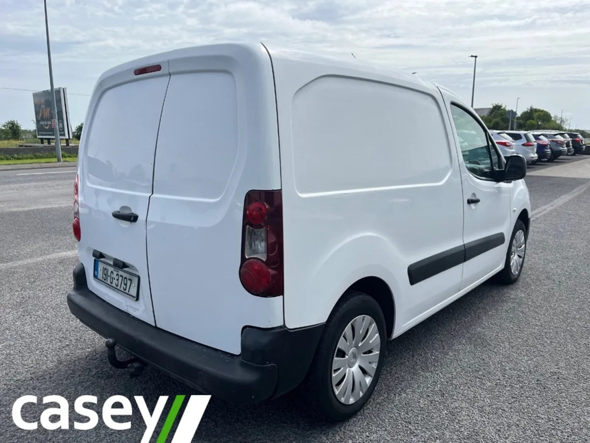 Citroen Berlingo LX BLUEHDI 75 625KG S SWB MY40 3 - Image 3