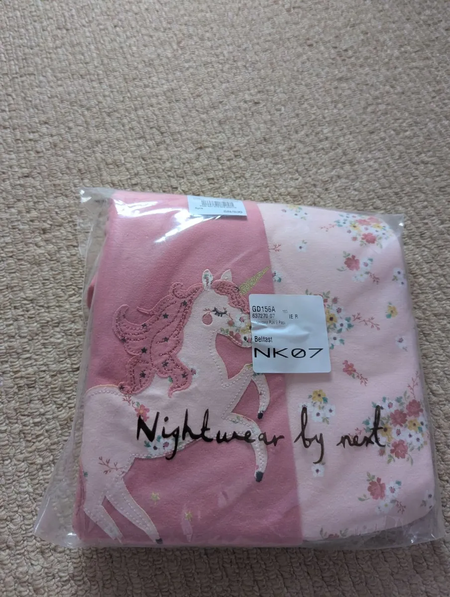 Clothes - Image 2