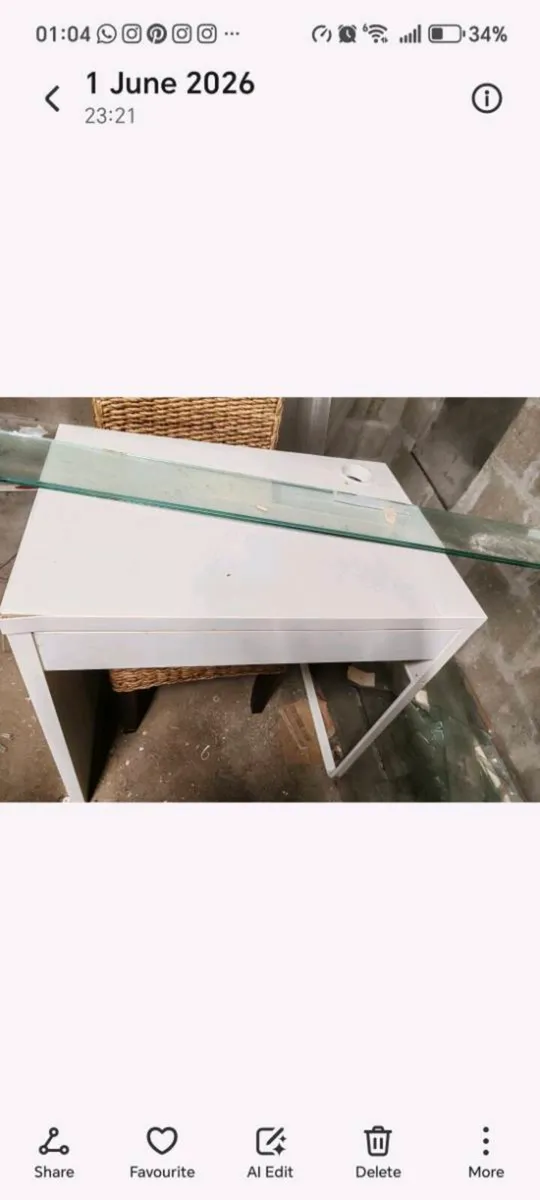 Bosch Oven,Radiatorheaters4,4types sofa,table, dis - Image 3