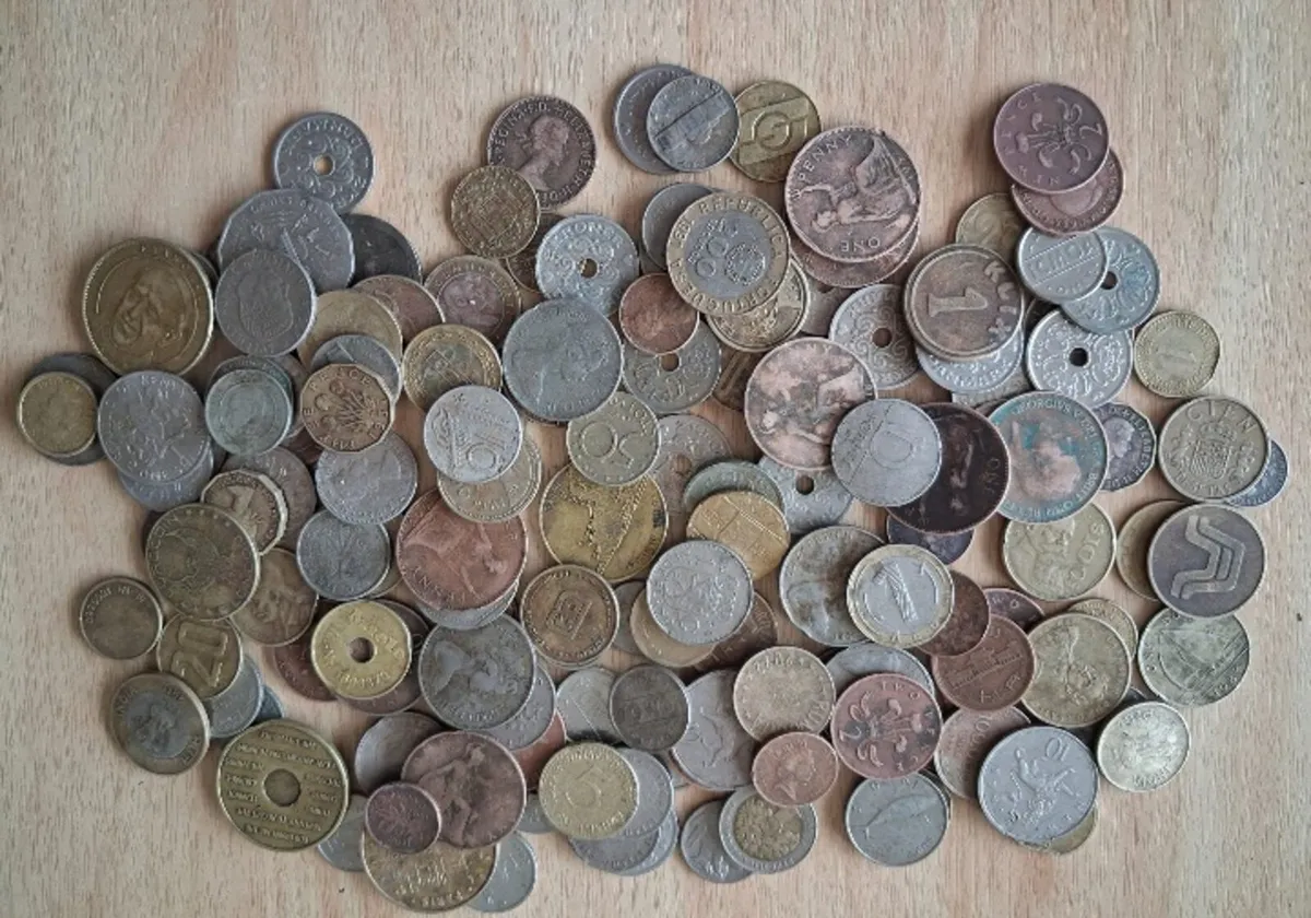JOB LOT OF OLD WORLD CIONS