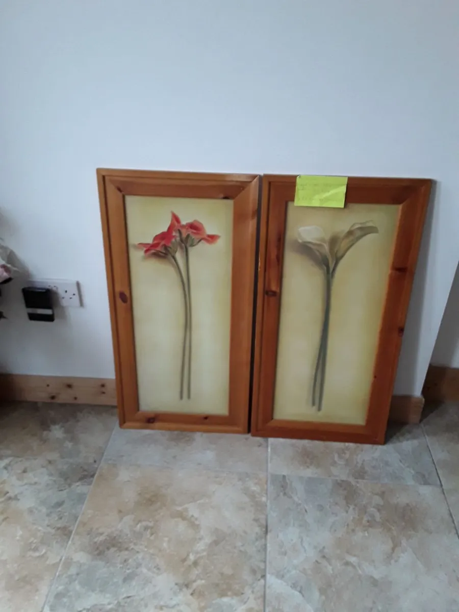 Two  lovely matching pictures - Image 1