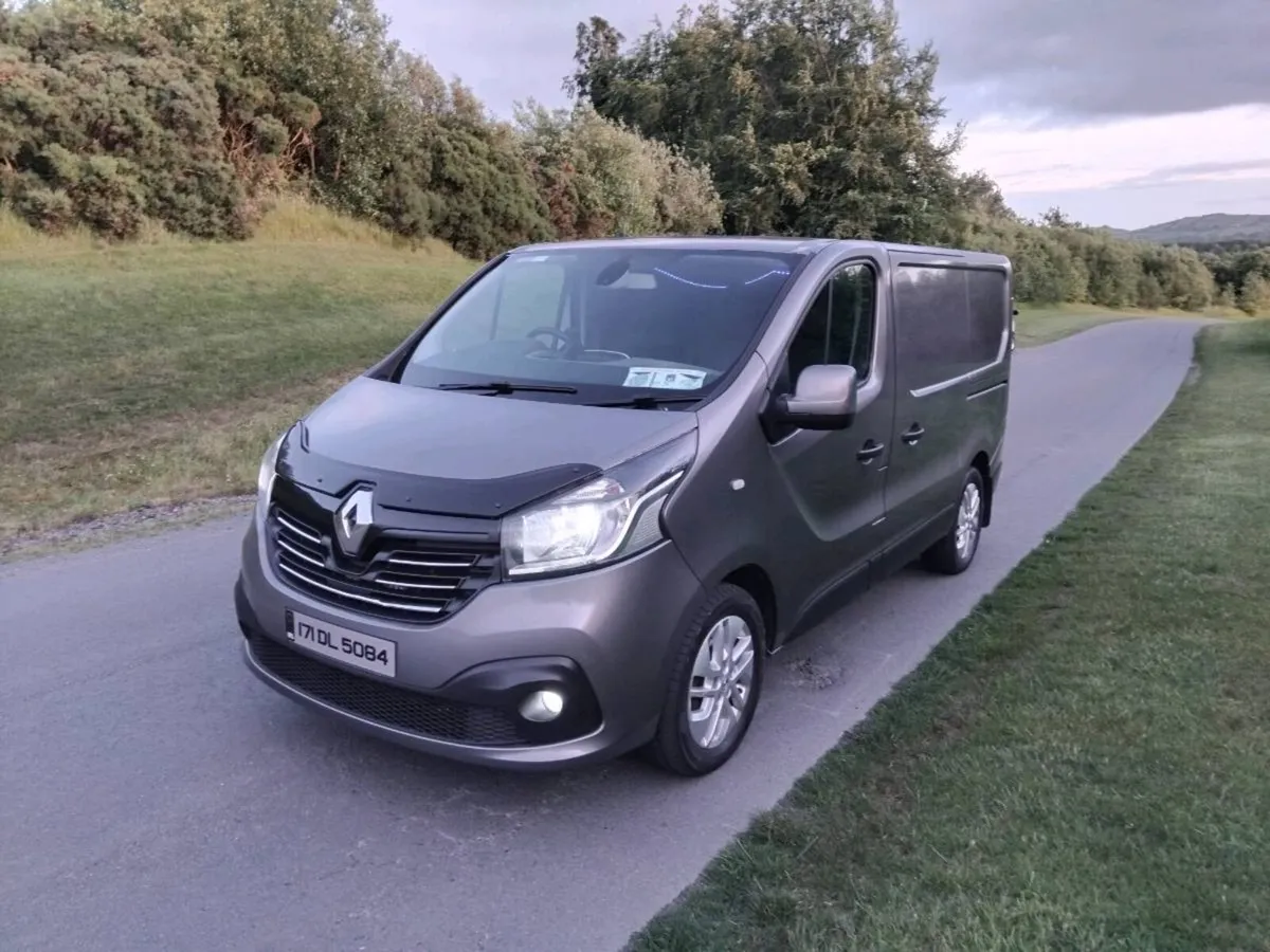 Mint 171 Renault traffic  test 10/26 tax 07/26 - Image 1