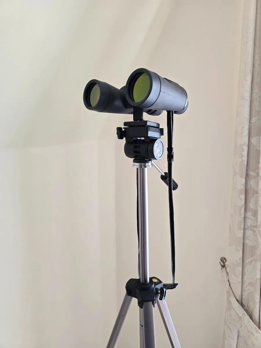 Powerful Zoom Binoculars with Free Tripod - Image 2
