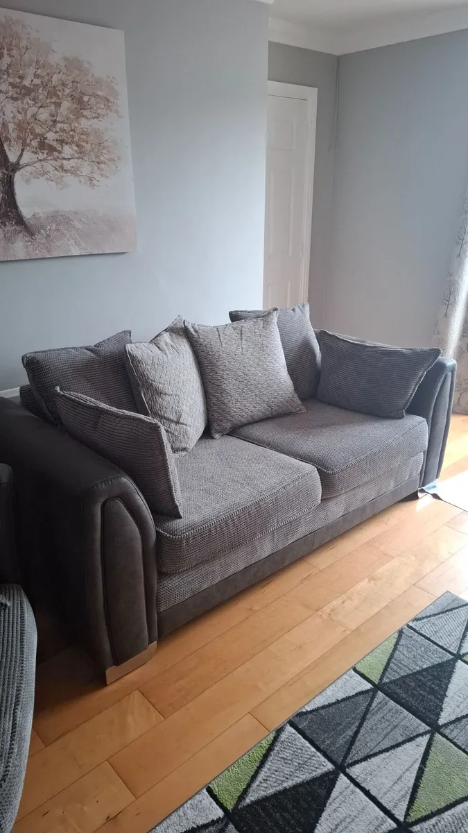 Suite of furniture - Image 4