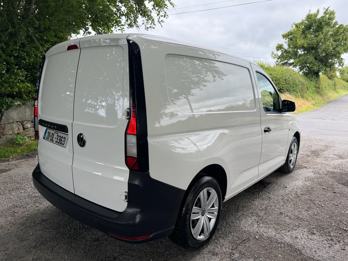 2021 Volkswagen caddy - Image 4