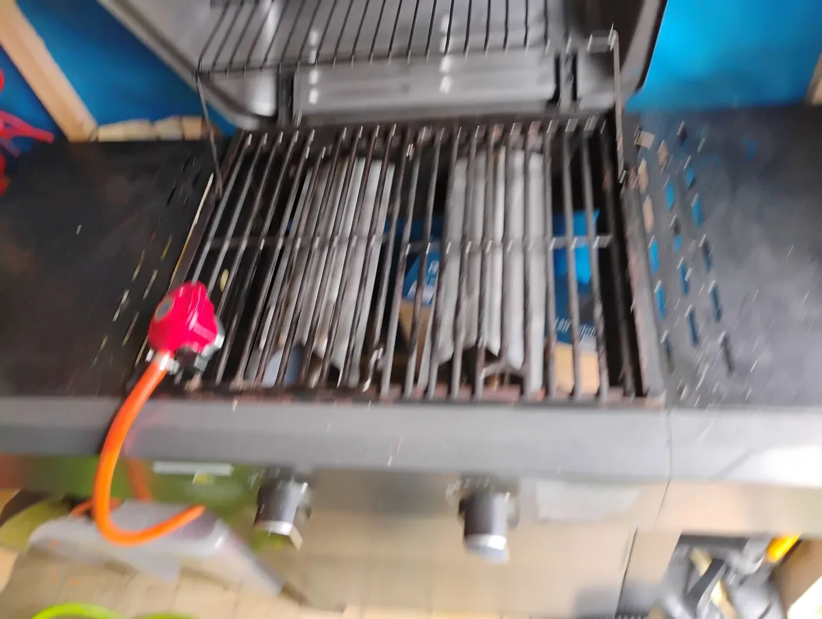 Barbecue +gas drum - Image 3