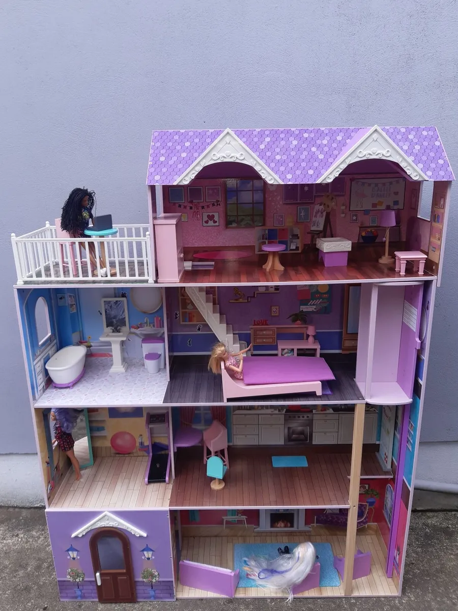Dolls house - Image 2