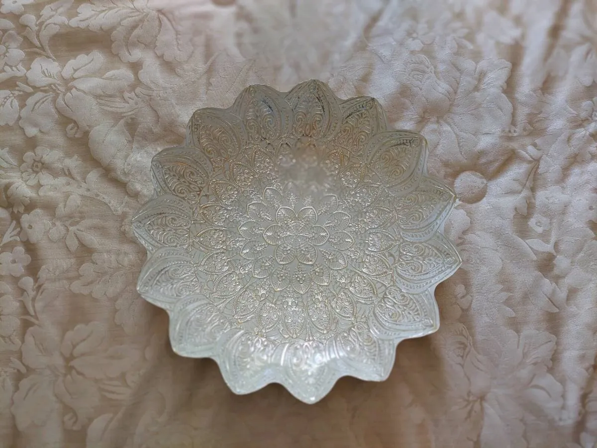 Metallic Pearl Centrepiece Bowl - Image 3