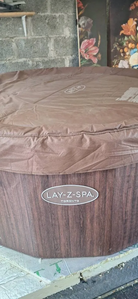 Hot tub lazy spa. - Image 4