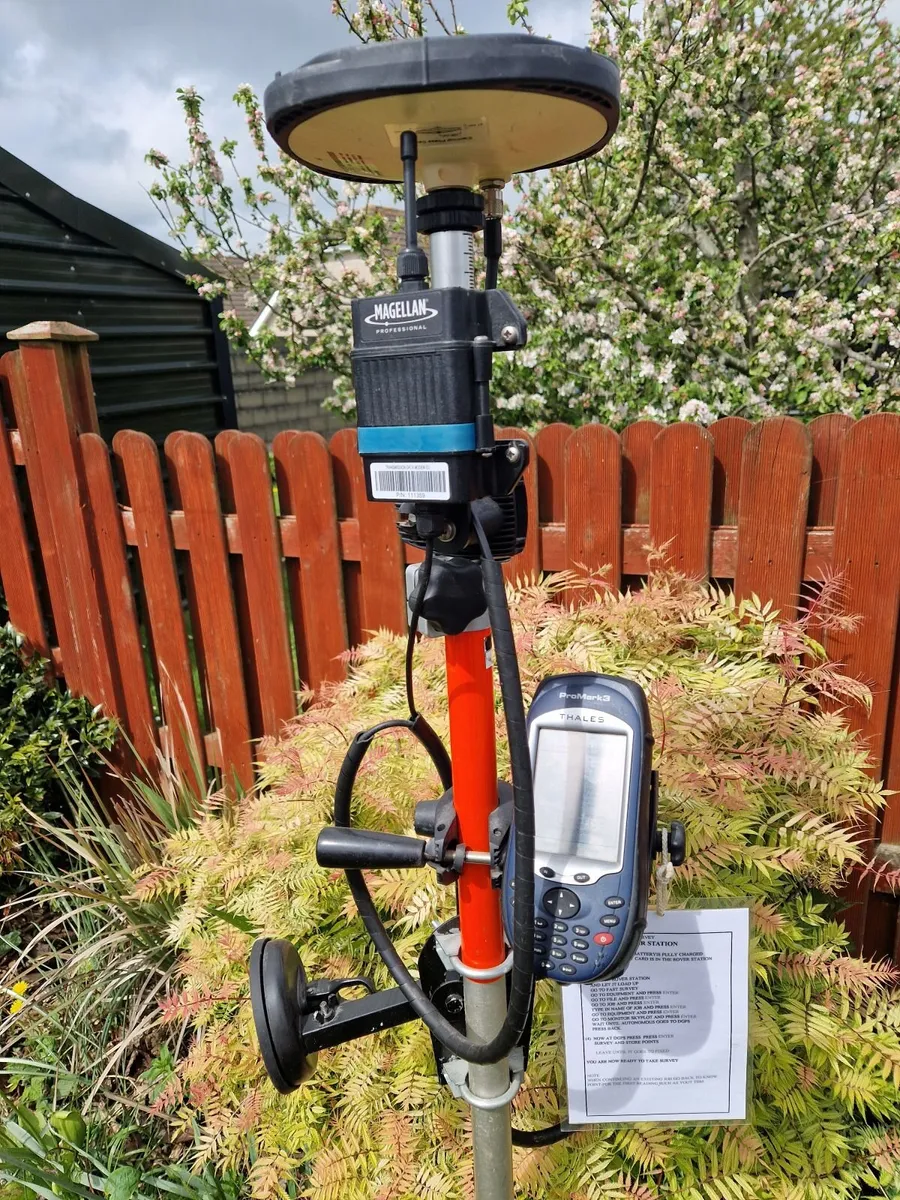SURVEY EQUIPMENT - Image 3