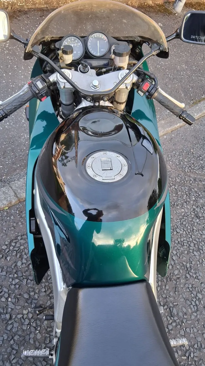 YAMAHA YZF750R - Image 3