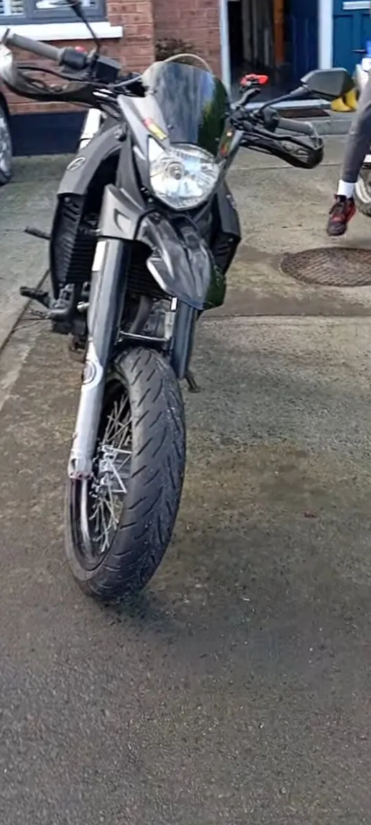 Yamaha XT660x Supermoto - Image 4