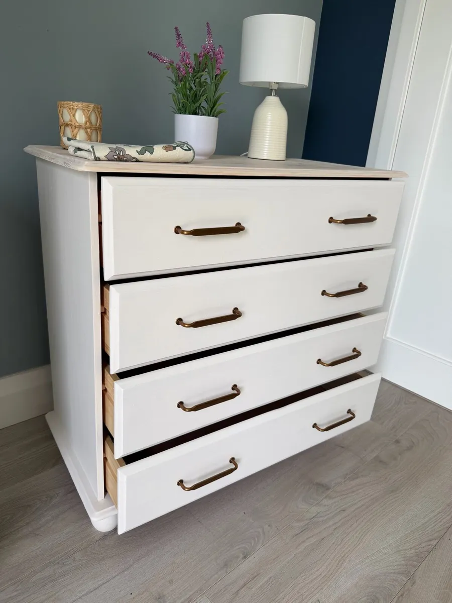 Chest of Drawers - Image 3