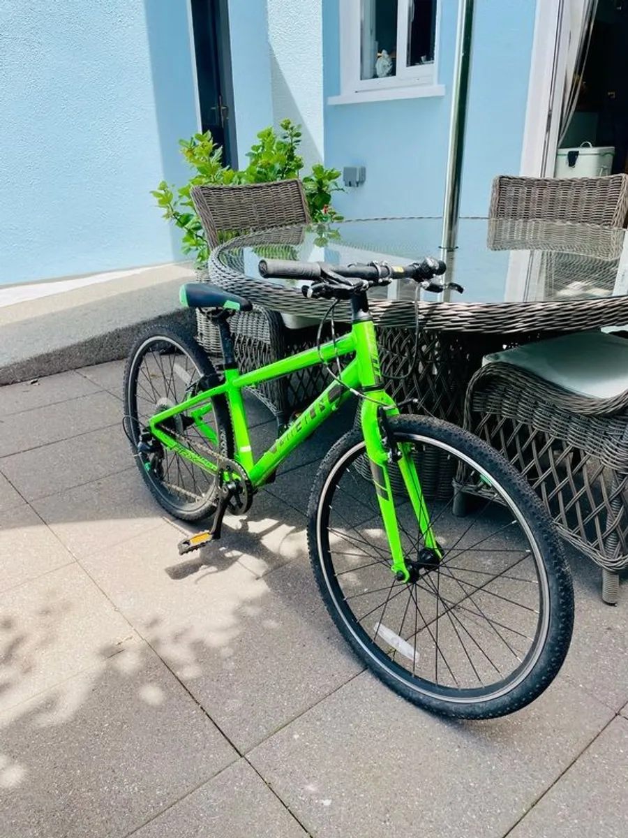 Giant Arx Green Boys Bike - Image 1