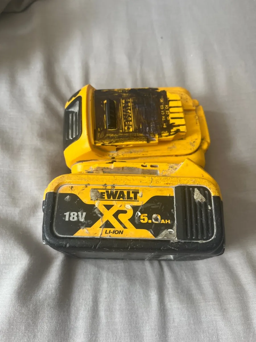 dewalt battery’s