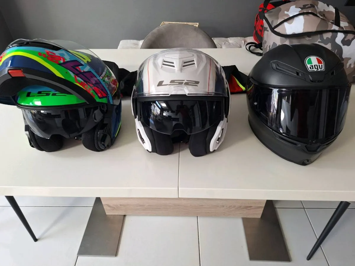 Motorcycle Helmets - Image 3