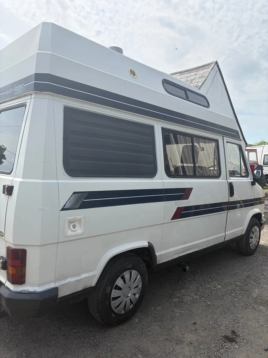 Camper van - Image 1