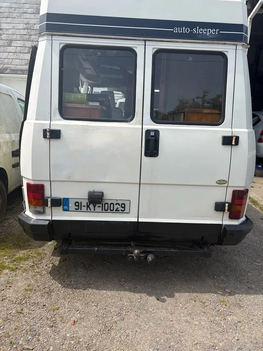 Camper van - Image 3
