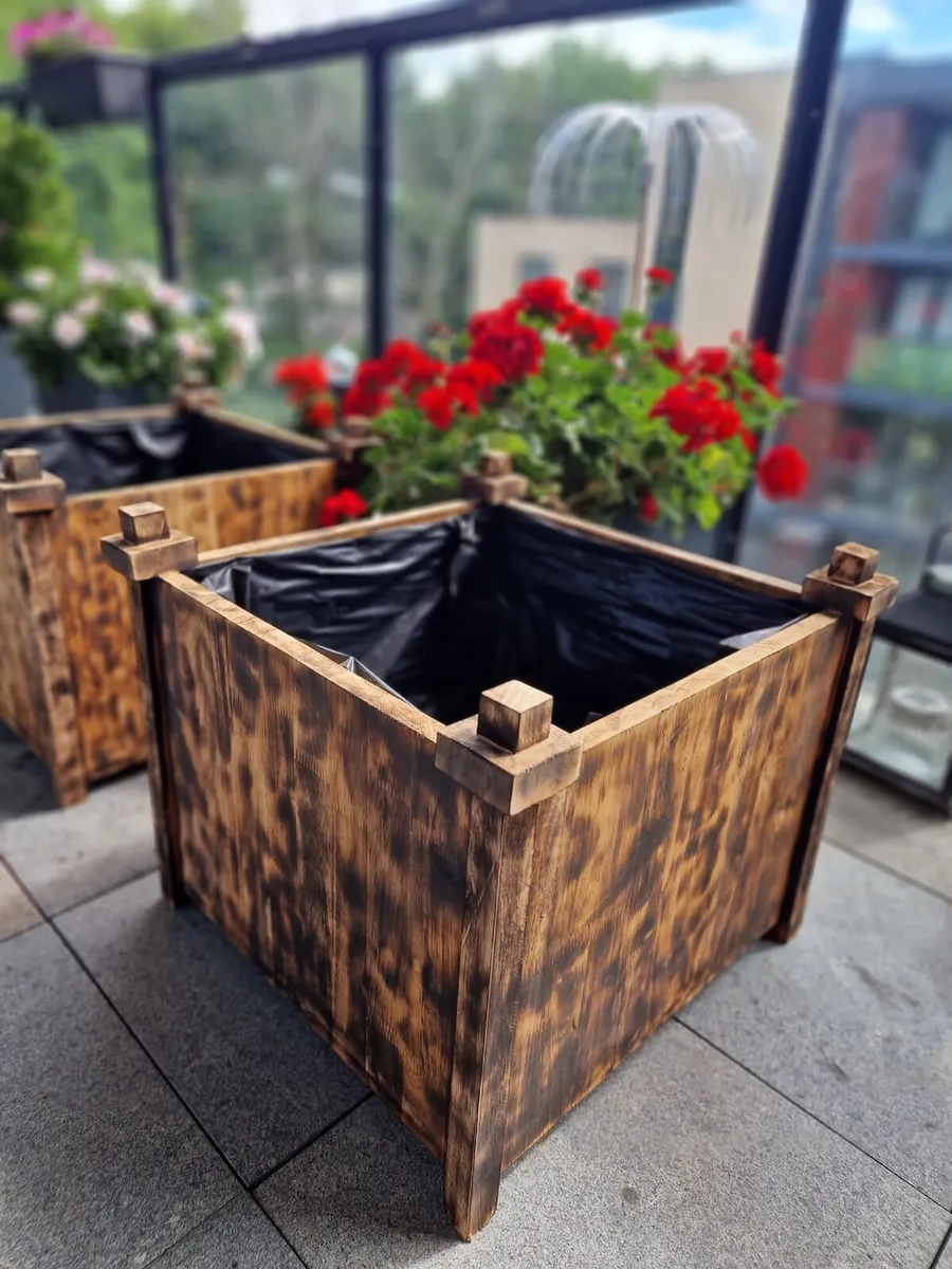 2 large Wooden planters - Image 3