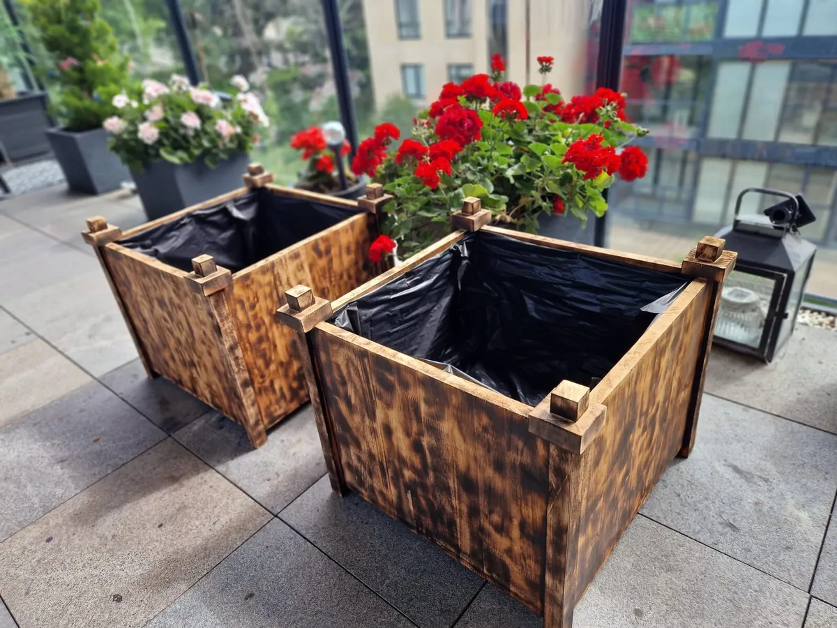 2 large Wooden planters - Image 2