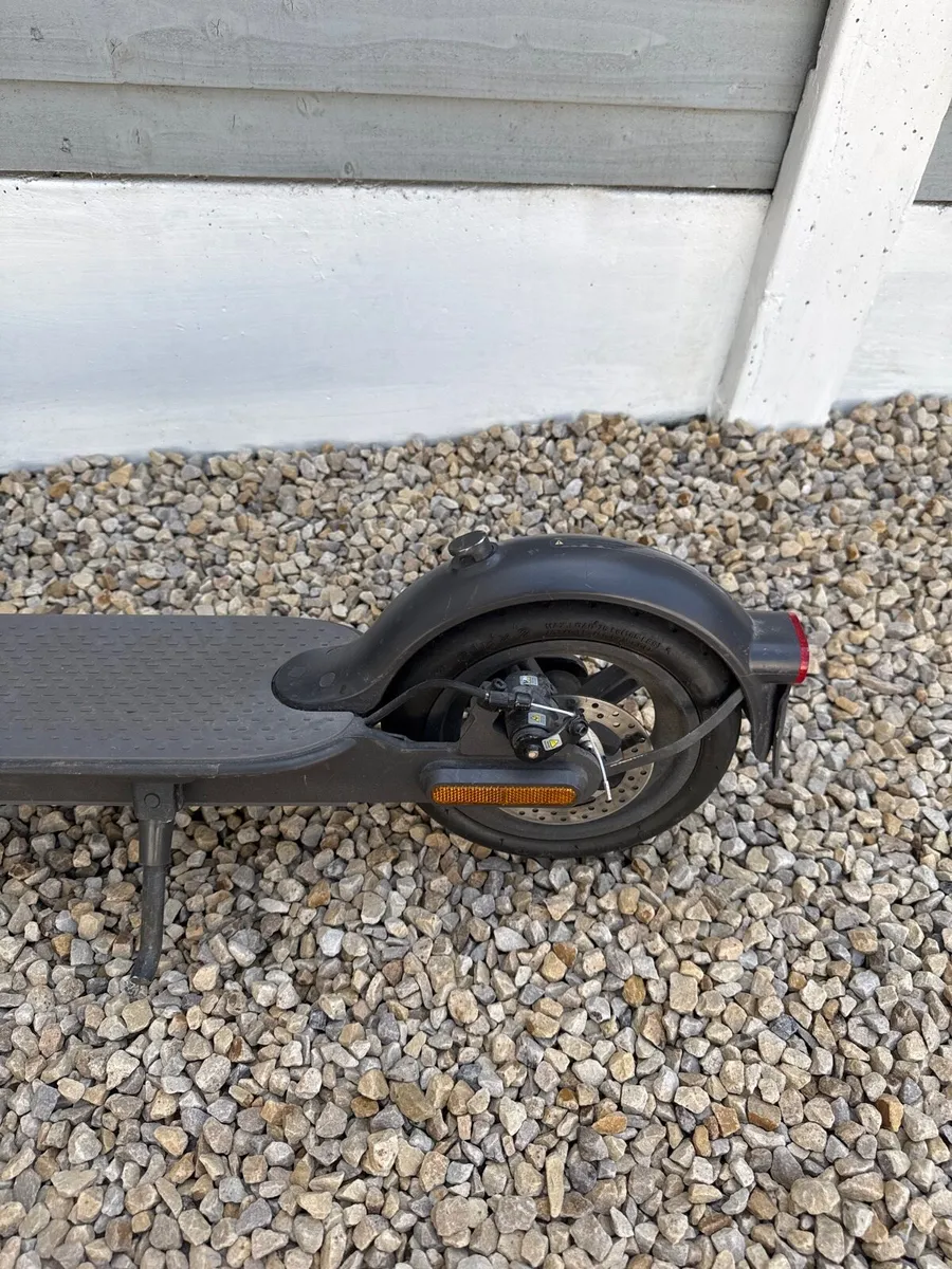 Xiaomi Mi Electric Scooter 1S - Image 4