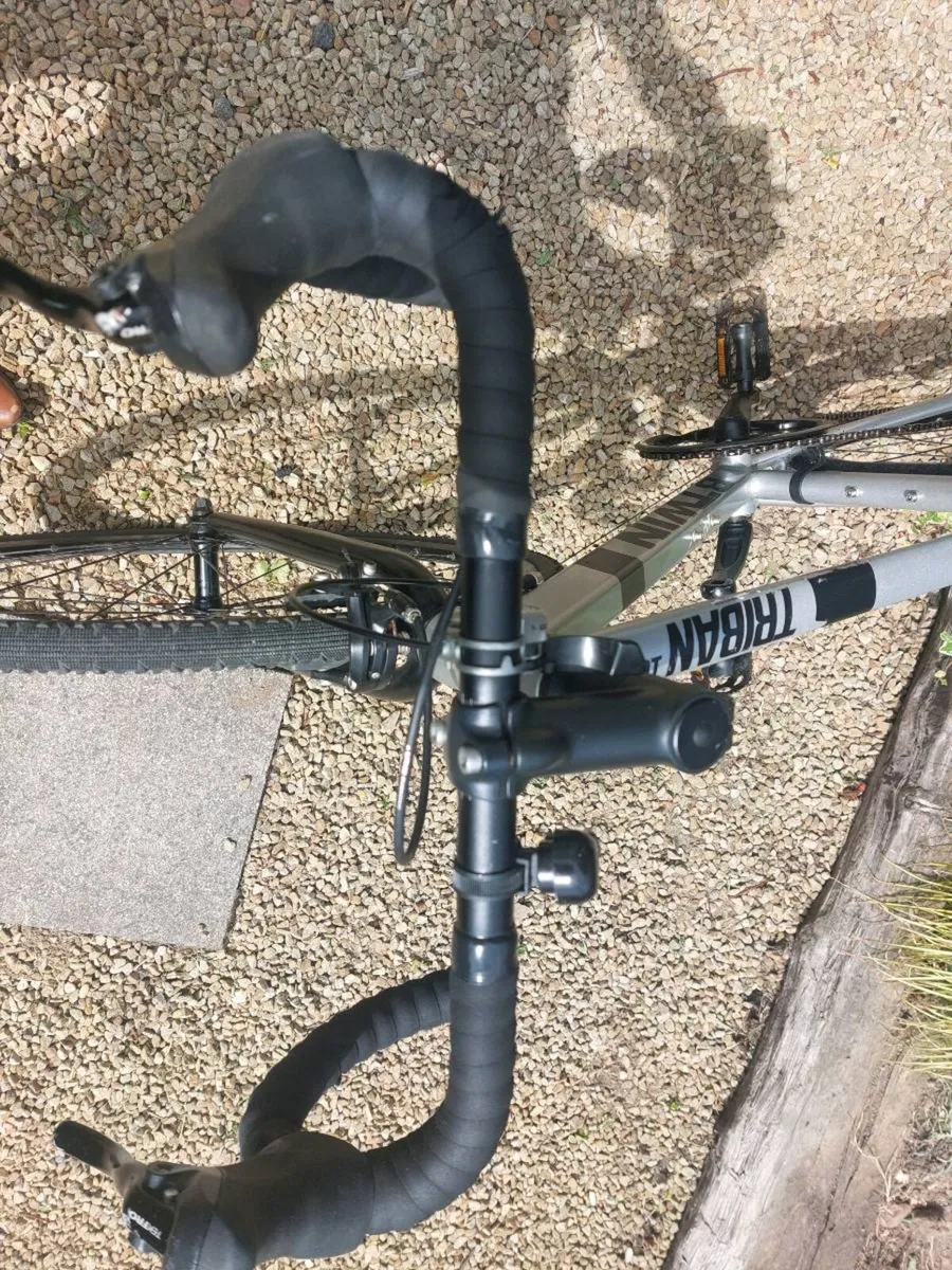 Child's road bike. - Image 3