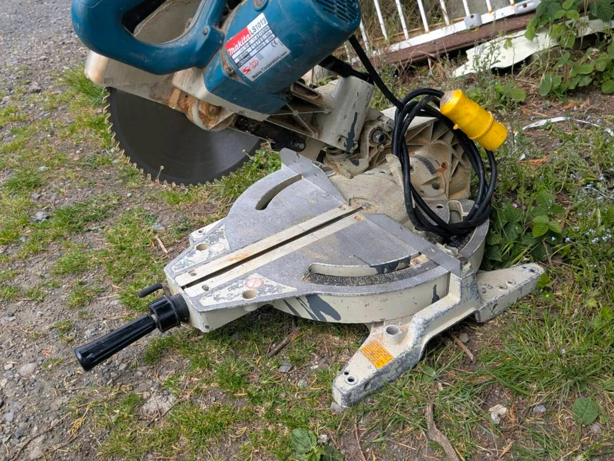 Makita LS1013 10" Mitre Saw Working but needs TLC - Image 2