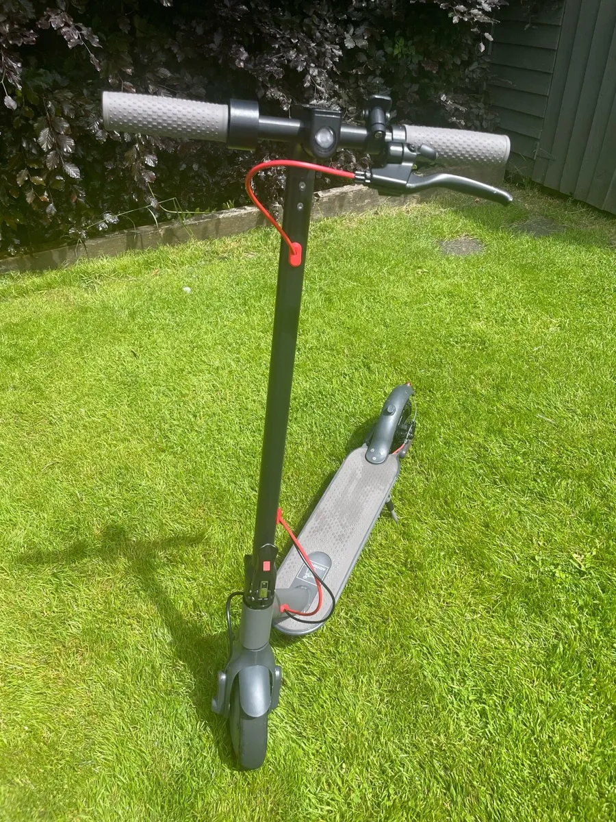 AOVOPRO ES80 Long Range Electric Scooter - Image 4