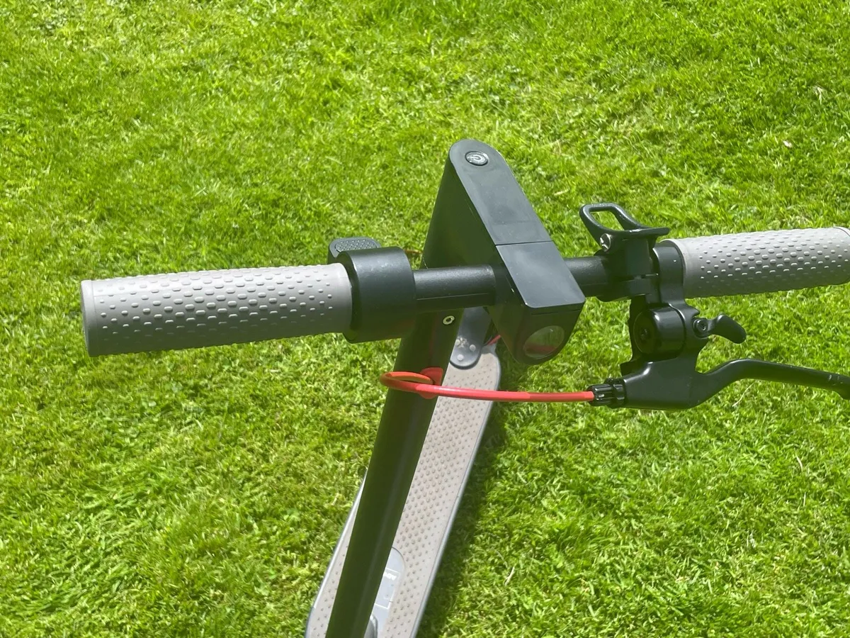 AOVOPRO ES80 Long Range Electric Scooter - Image 3