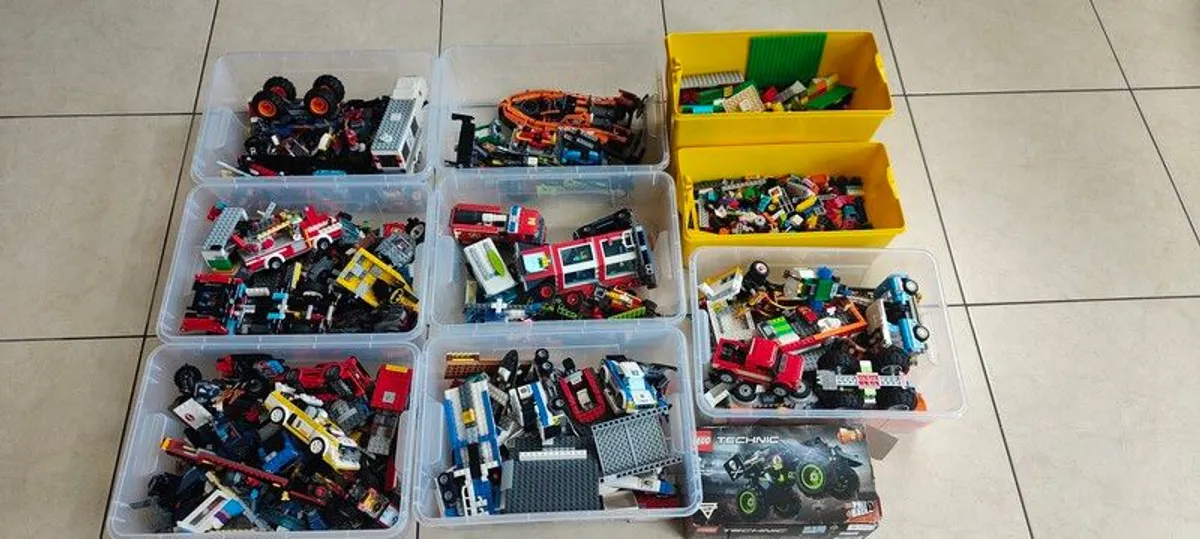 Lego Lot - Image 1