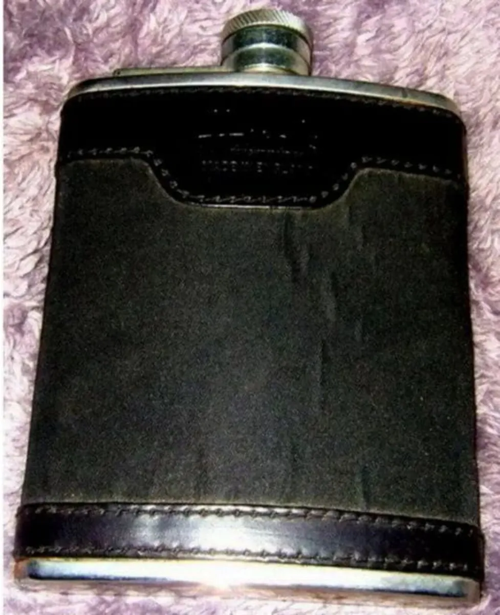 Vintage Harrods Hip Flask - Image 2