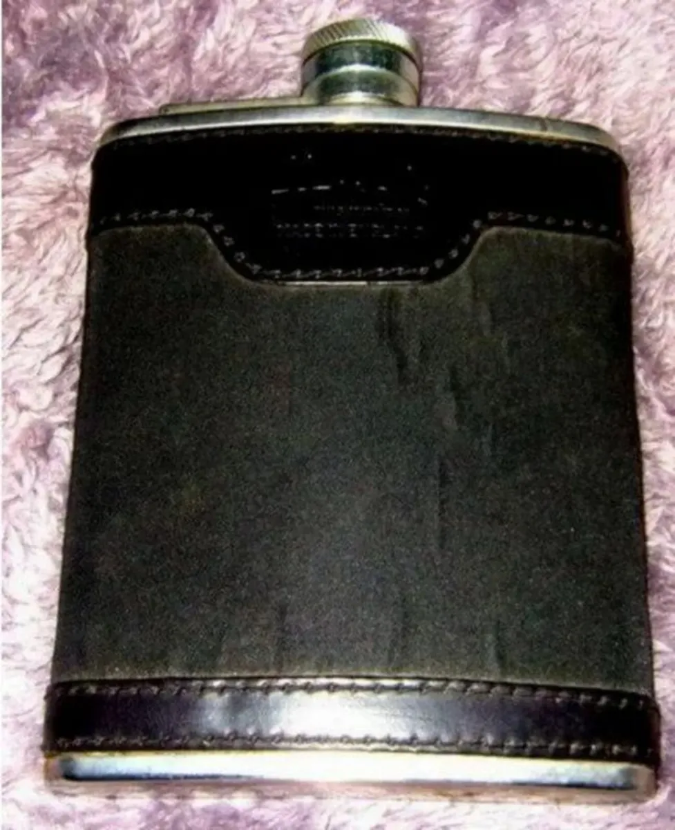 Vintage Harrods Hip Flask - Image 3