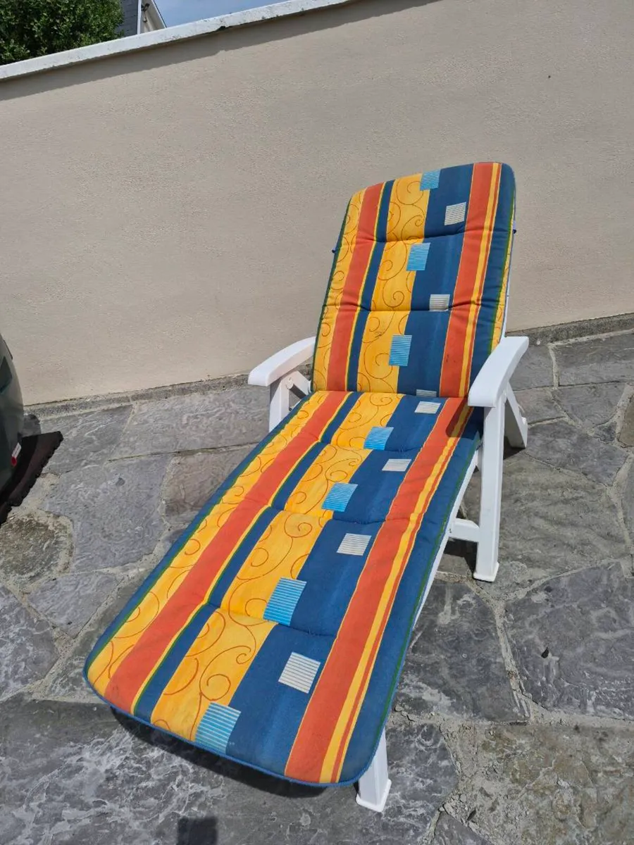 Sunlounger - Image 4